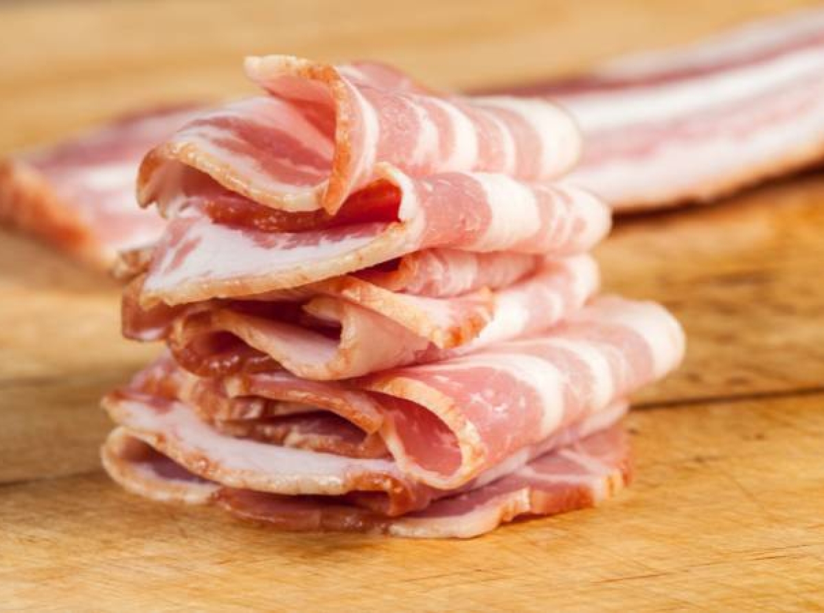 Kraft Heinz retira del mercado tocino de pavo Oscar Mayer por riesgo de listeria