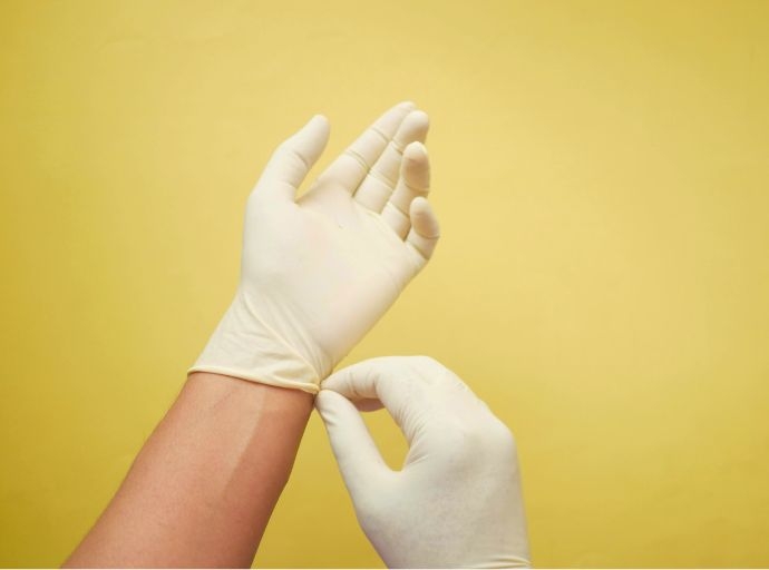 Volvió el Día Mundial de la Seguridad de los Guantes, advirtiendo sobre riesgos ocultos de contaminación alimentaria