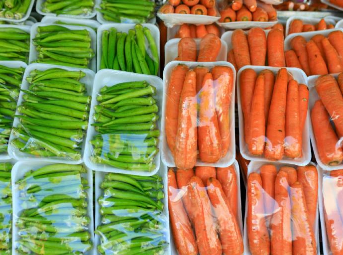 La FSA lanza una consulta sobre la propuesta de prohibir el bisfenol A (BPA) y otras sustancias químicas relacionadas en los envases de alimentos.