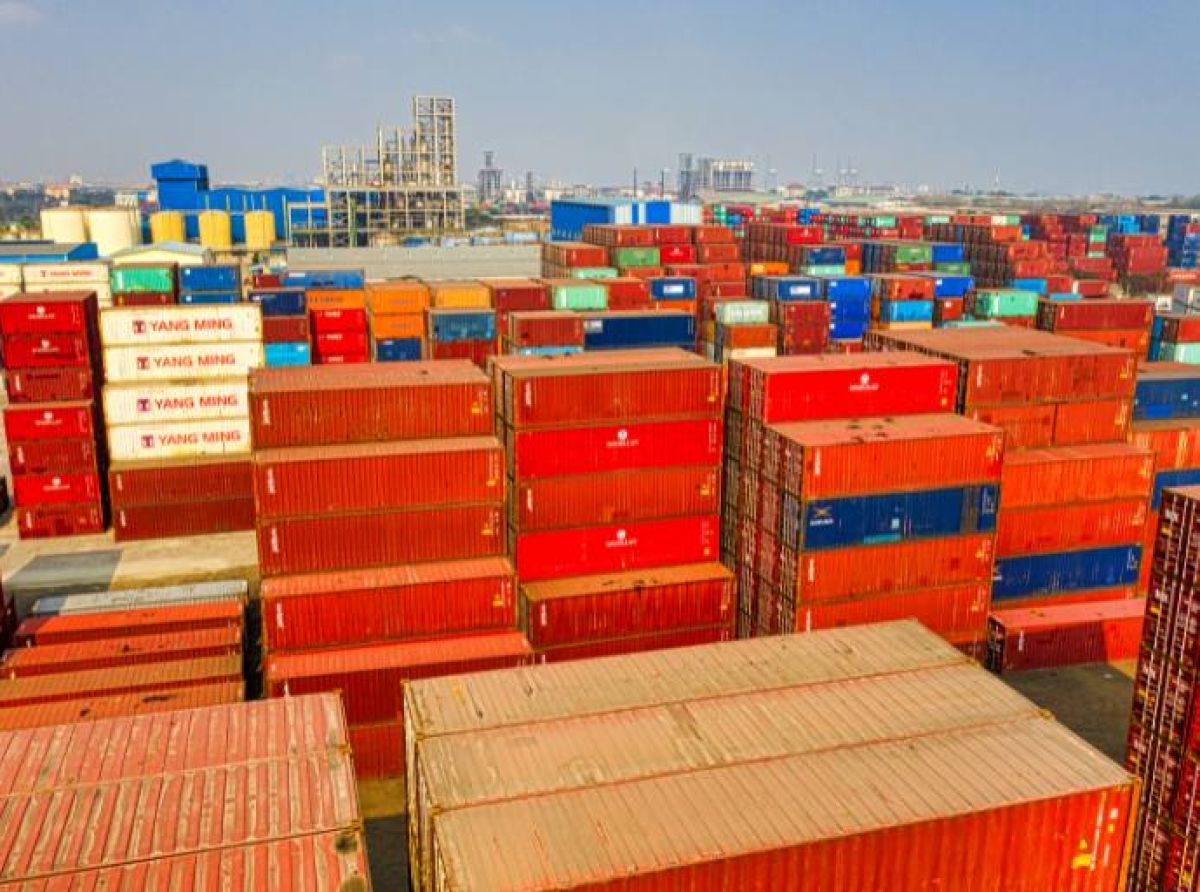 Rechaza México cientos de cargamentos comerciales